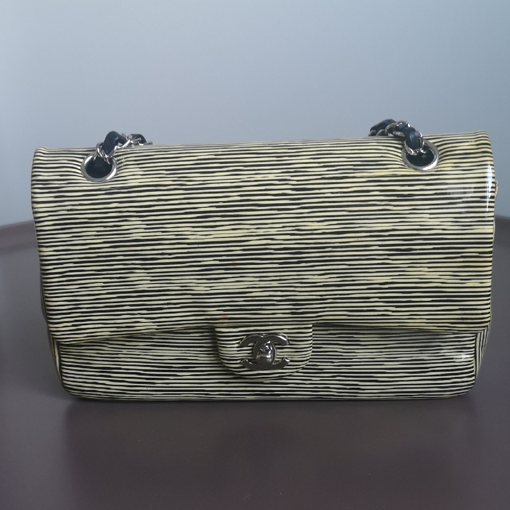 SOLD Elegant Black and Cream Women's Bag